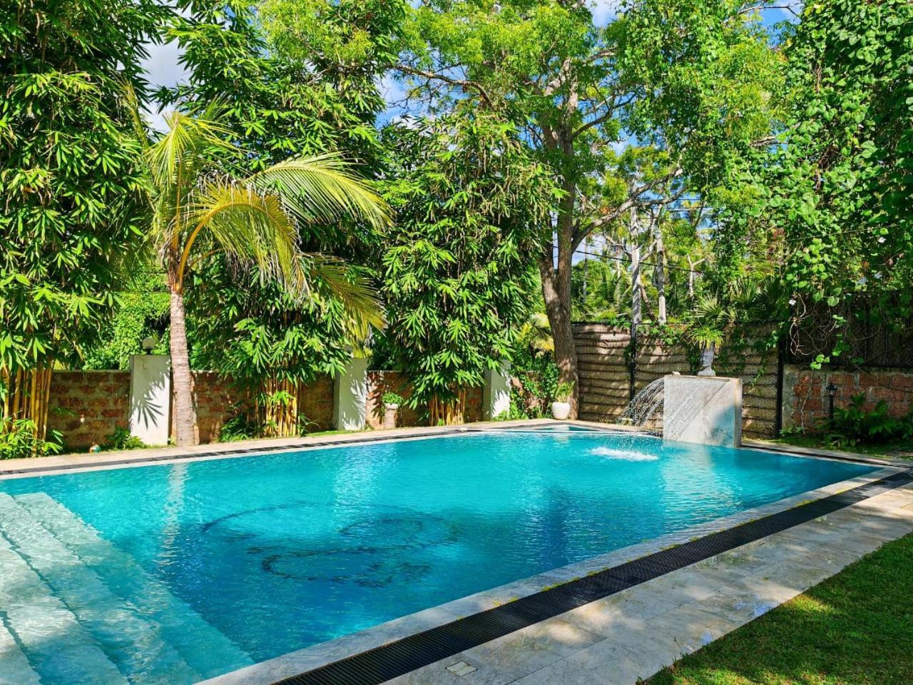 Villa Lyvie Ayurvedic Hotel Tangalle Bagian luar foto