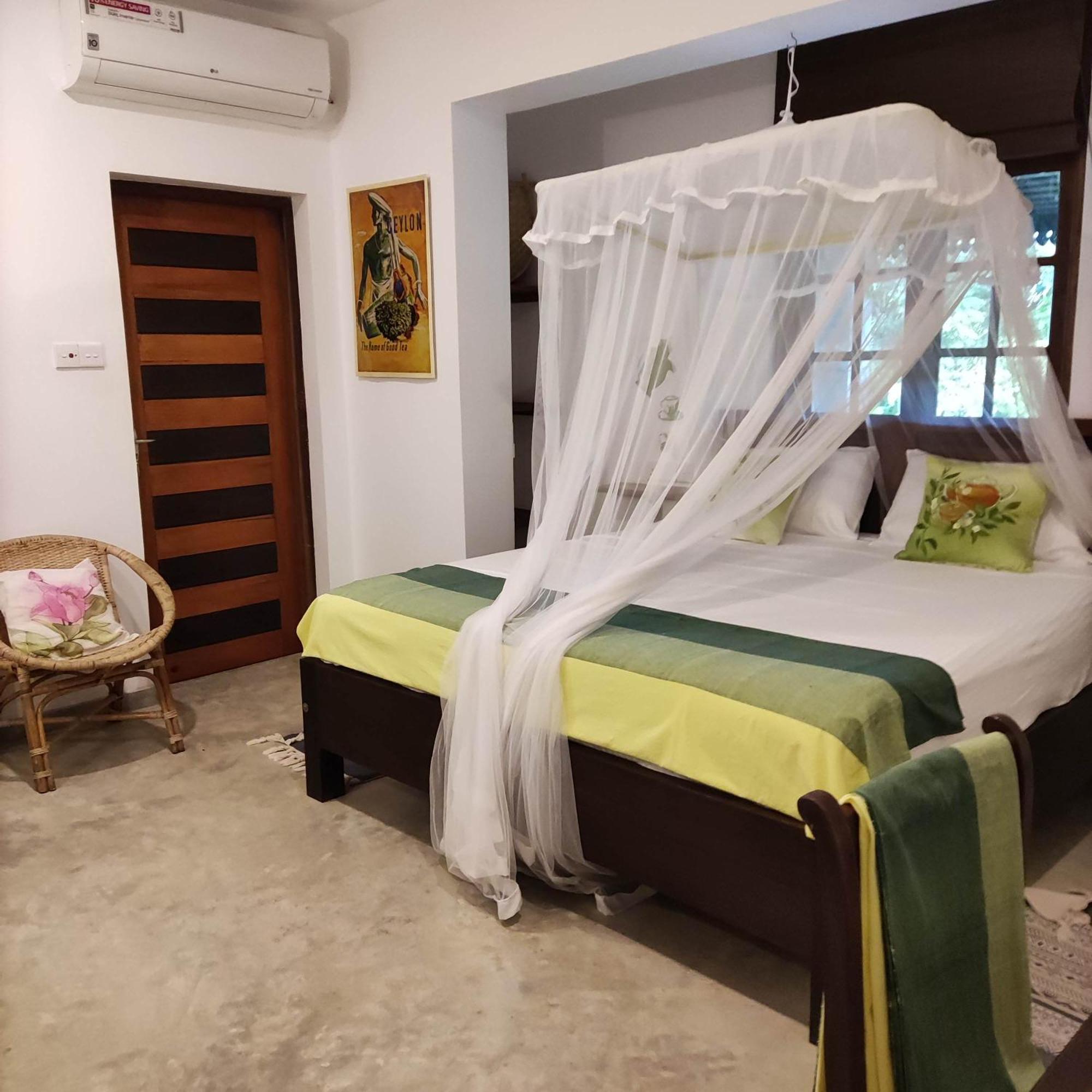 Villa Lyvie Ayurvedic Hotel Tangalle Bagian luar foto