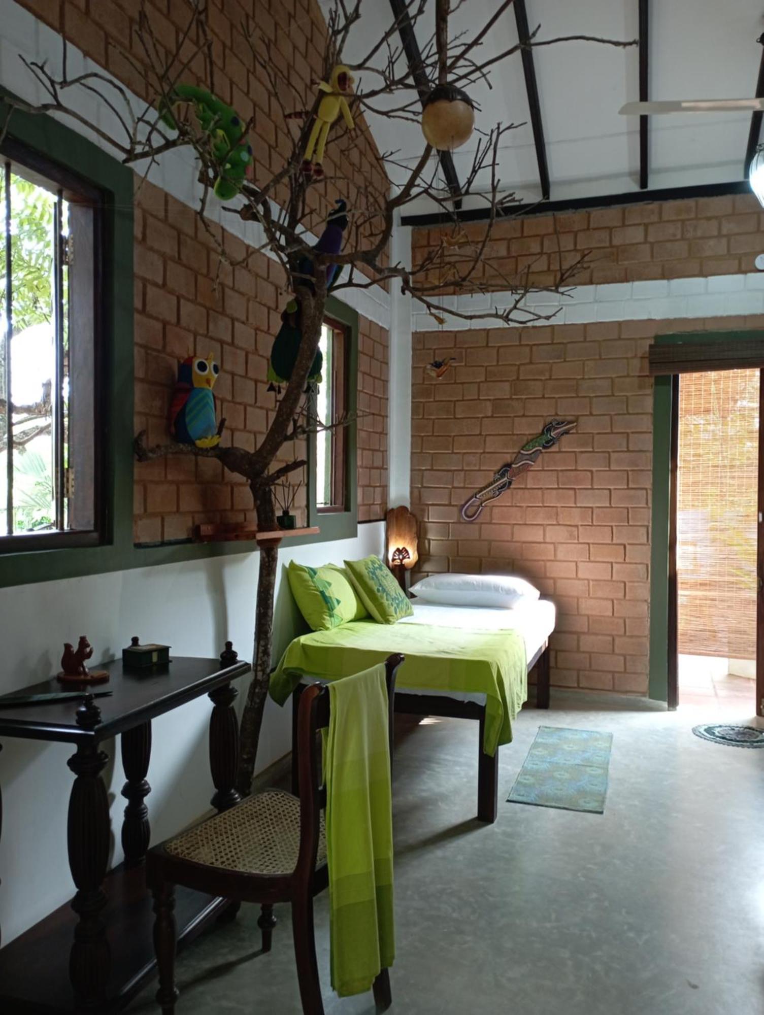 Villa Lyvie Ayurvedic Hotel Tangalle Bagian luar foto